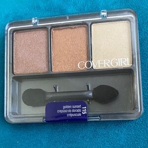 💖3/$15💖 COVERGIRL Warm Glow ‘golden sunset’ Eyeshadow Trio